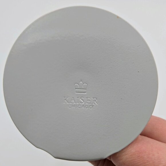 Kaiser Doll Stand Lot Of 11 White Stand Dolls Display Read - Picture 7 of 7